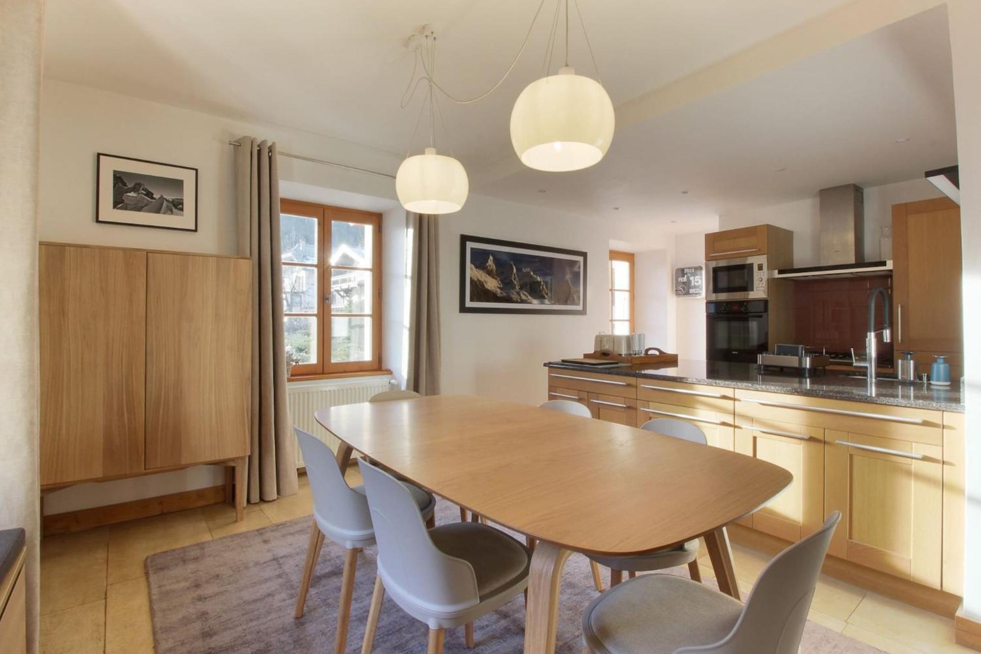 Les Alpins - Centre De Chamonix - Renove Avec Jardin Et Vue Imprenable Sur Le Montblanc Apartamento Exterior foto